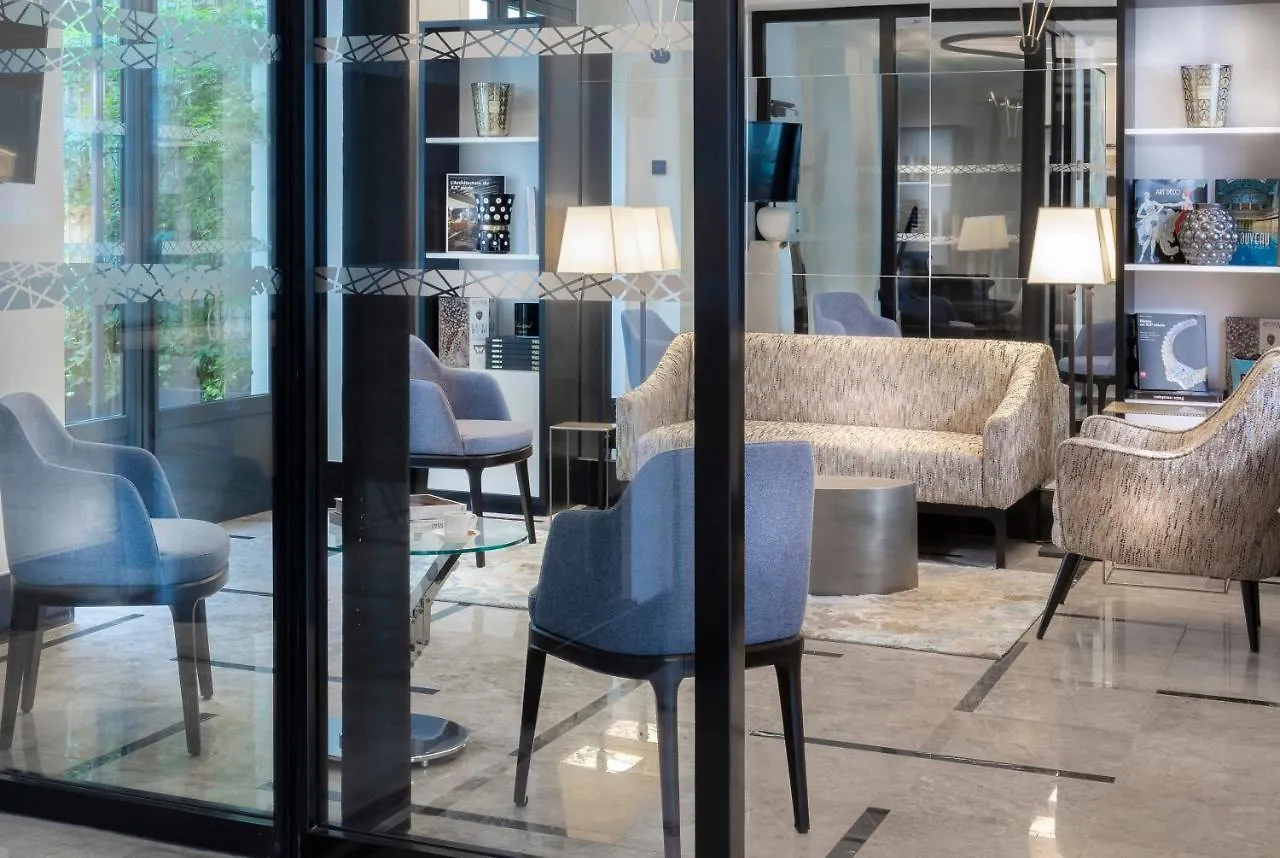 Hotel Montfleuri Parigi